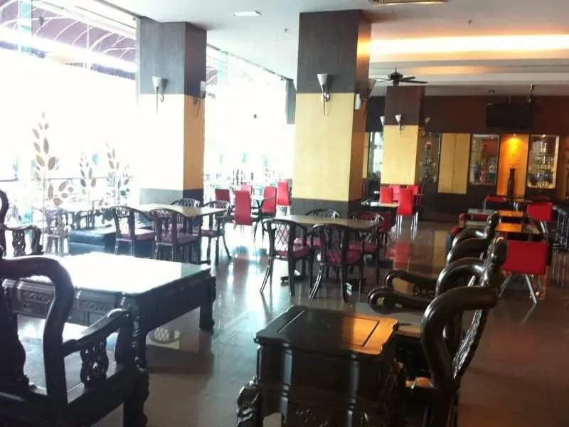 Garden Hotel - photo 2