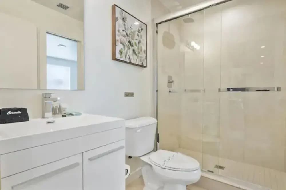 Miami Suite 203 - photo 6