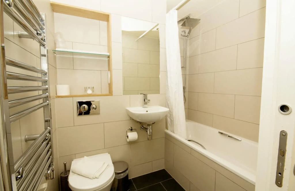 Finsbury Serviced Apartments - photo 9