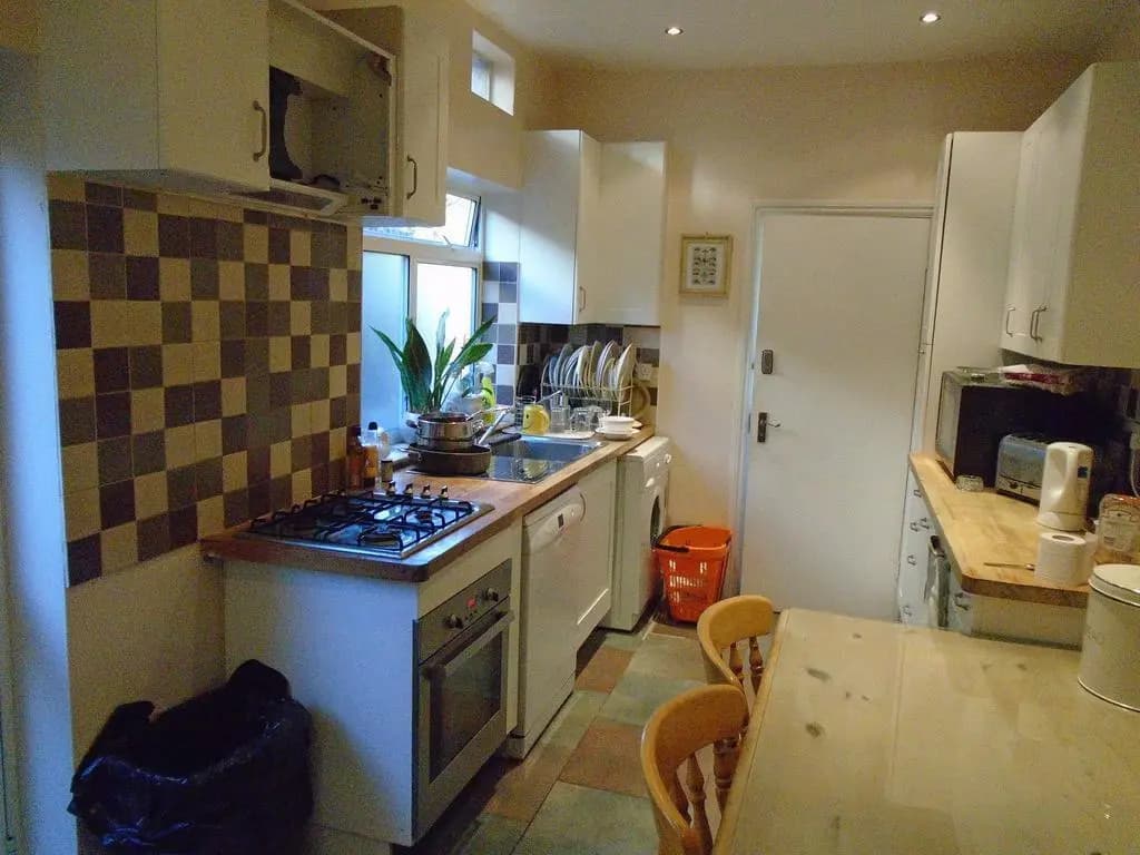 Edgware Bed and Breakfast - photo 12