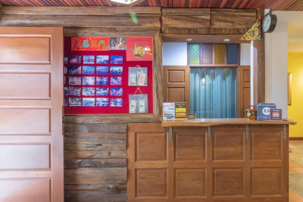 Banthat Thong Hostel - photo 2