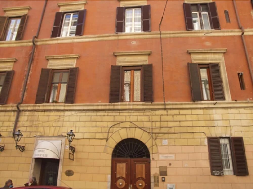 Manara House - photo 1