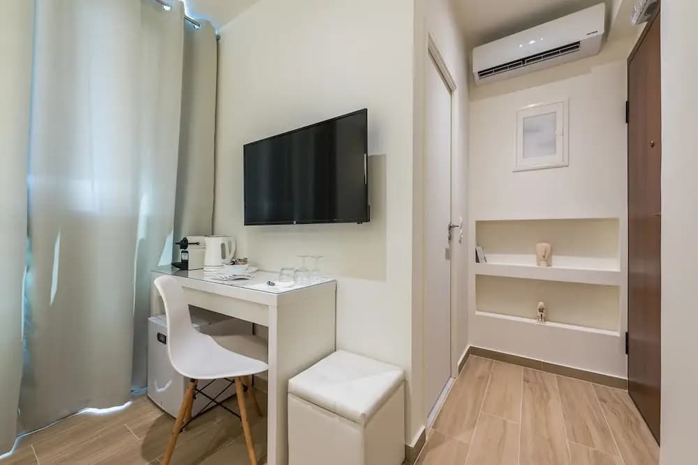 ALC Perikleous Rooms 5 - photo 2