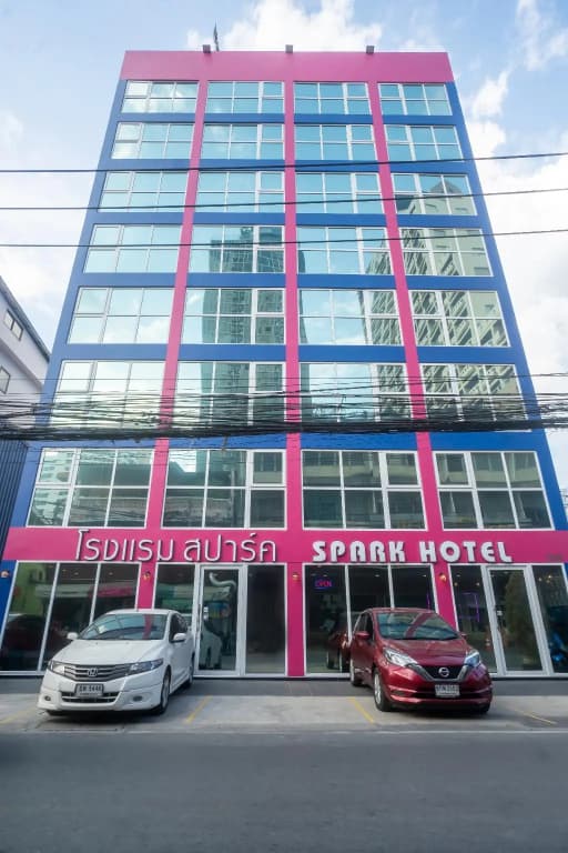Spark Hotel - photo 4