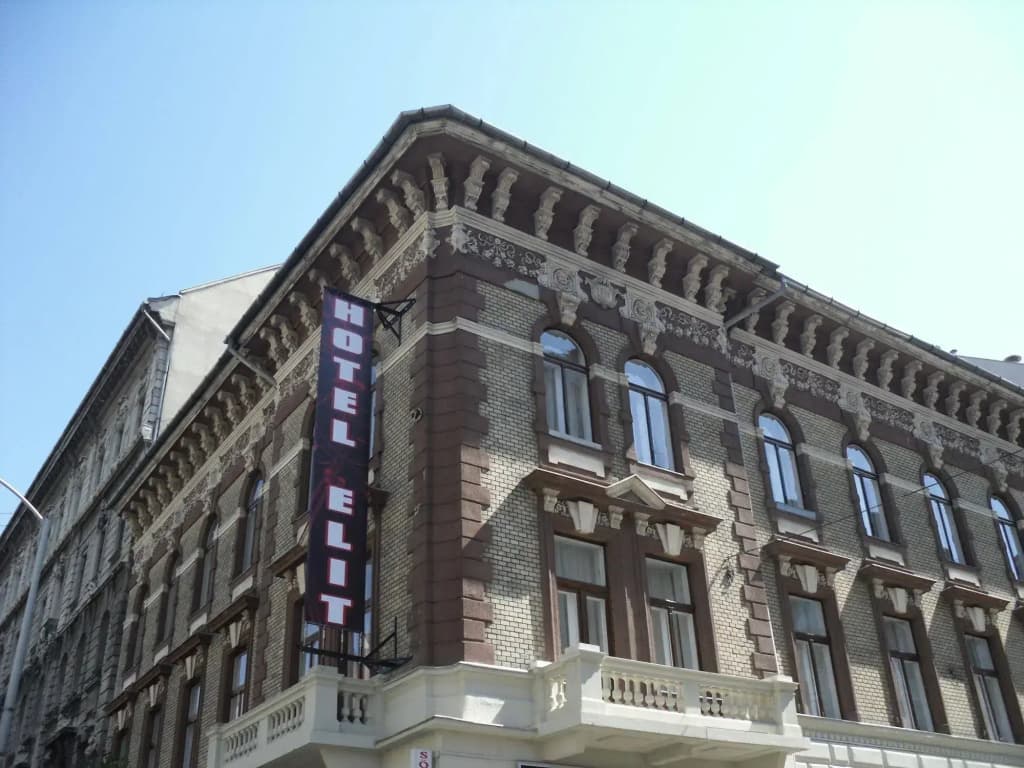 Elit Hotel - photo 1