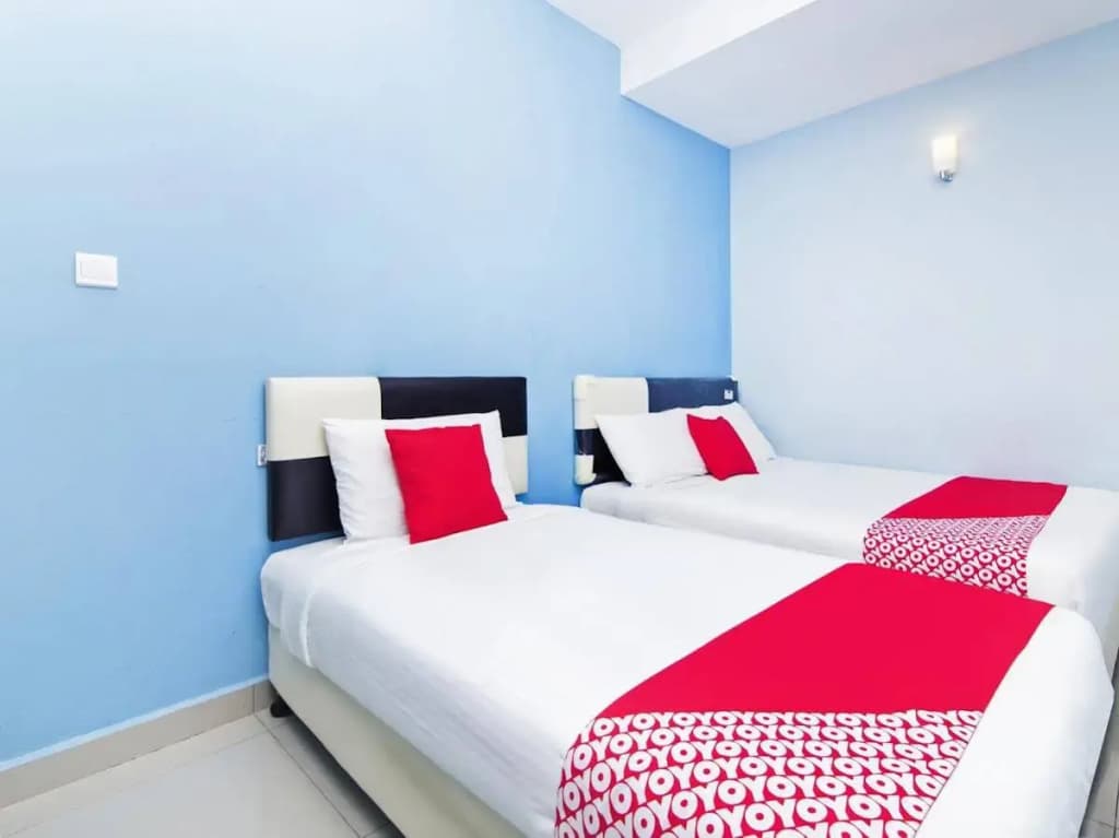 Sri Maluri Hotel - photo 17