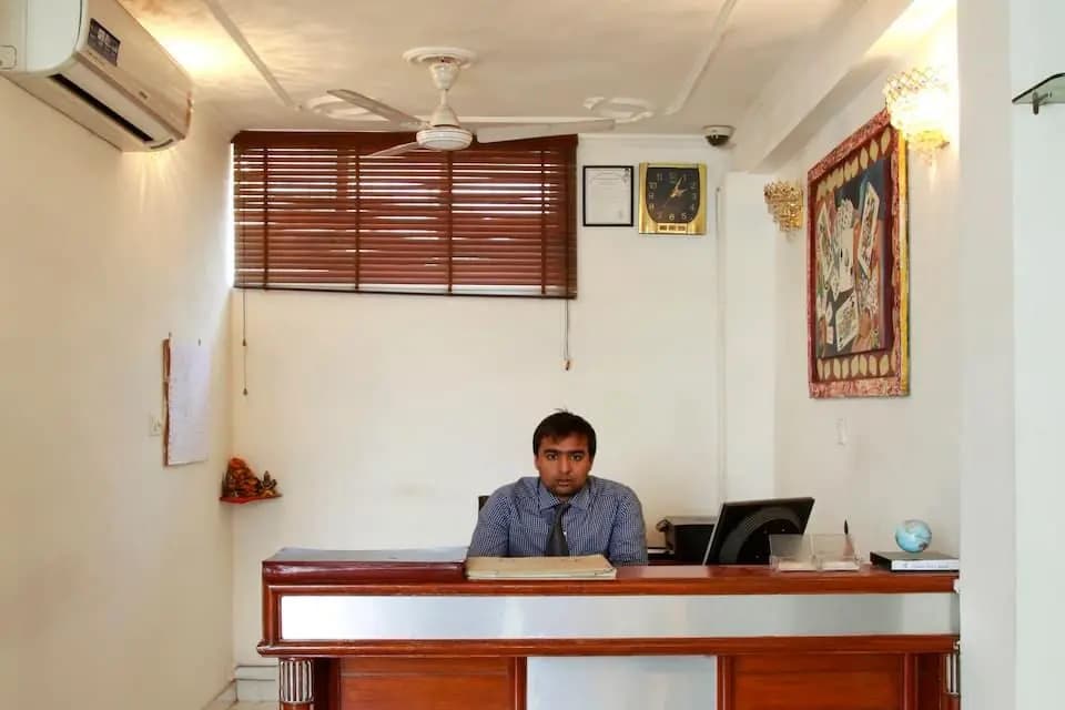 Hotel Malik Continental - photo 13