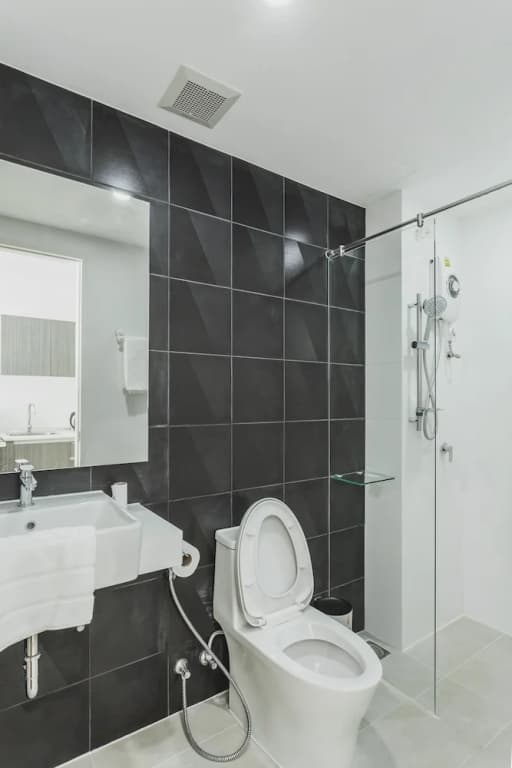 Condo in Kata in Ozone - Unit A506 - photo 8