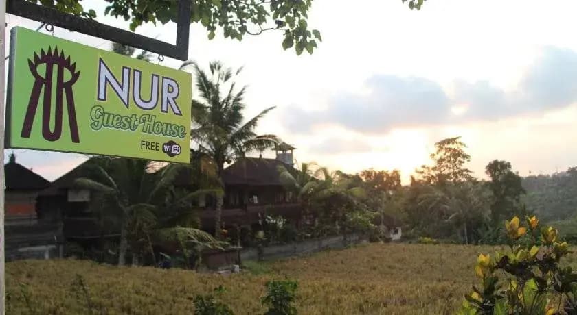 Nur Guest House - photo 24