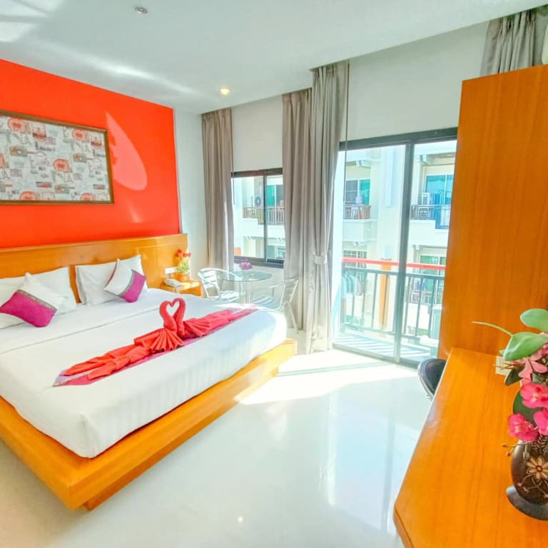 PJ Patong Resortel - photo 8