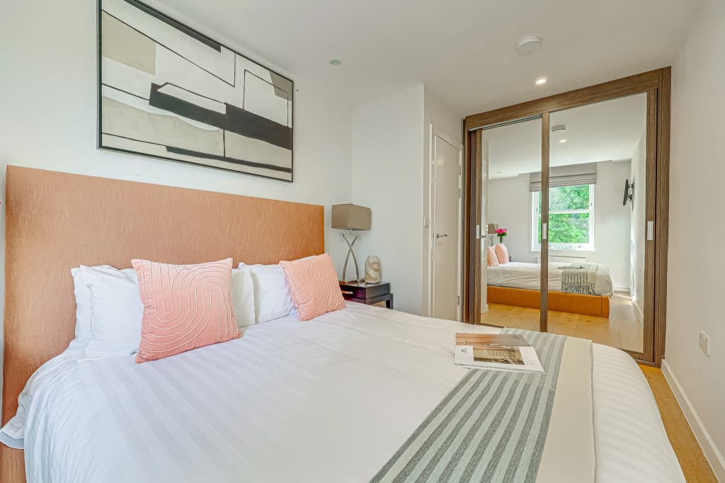 Gloucester Road Apartments by DMONTRIO - photo 7