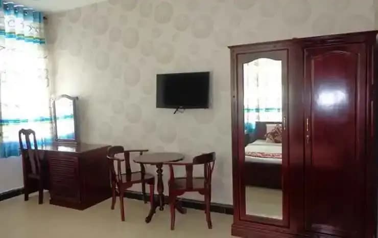 Thi Long Phung 1 Hotel - photo 2