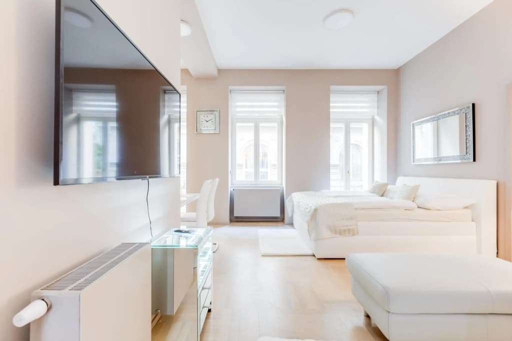 Royal Residence Apartment in the Heart of Prague - photo 37