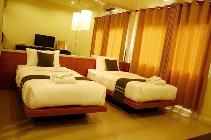 Sleep With Me Serviced Apartment - photo 2