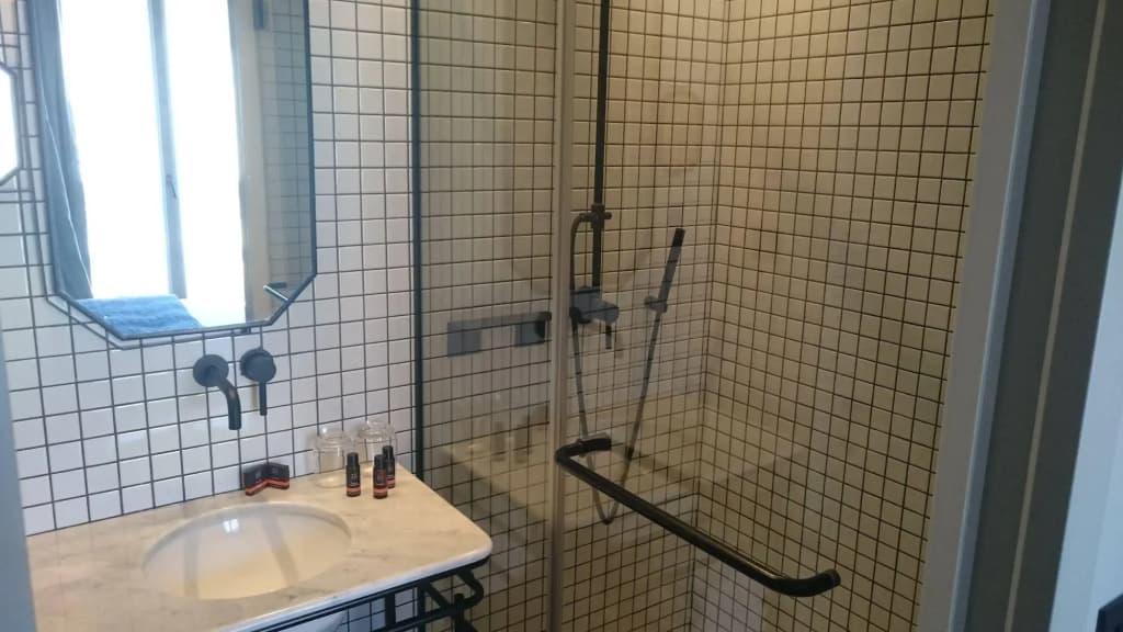 COQ Hotel Paris - photo 9