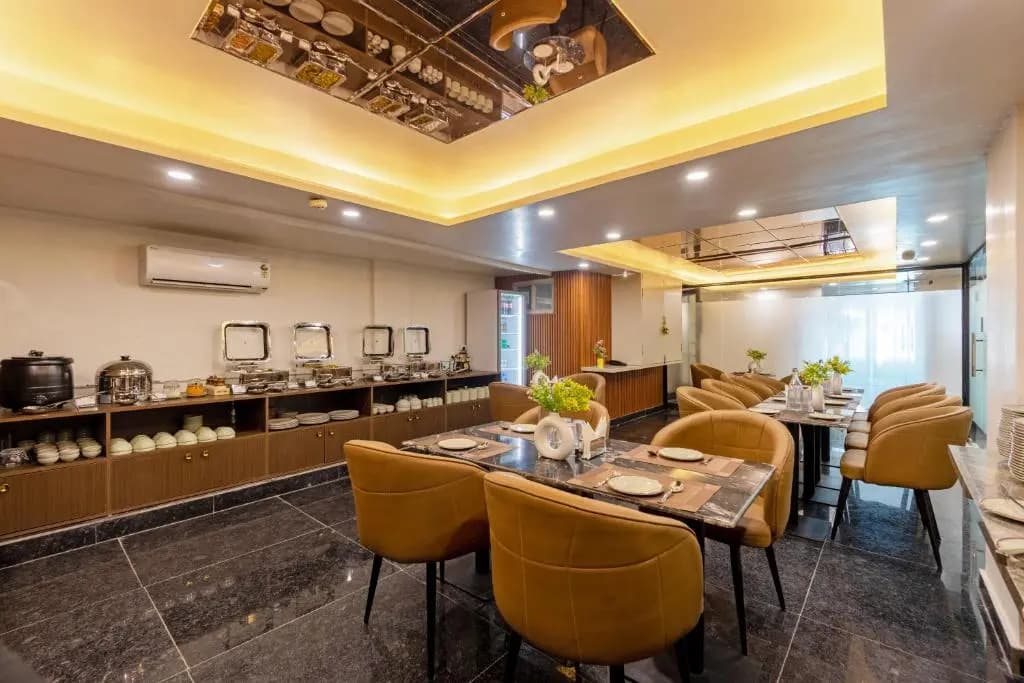 Saltstayz Premier - Paschim Vihar - photo 28