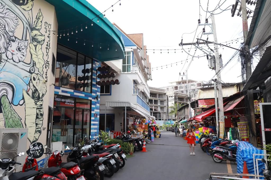 The Blue Pearl Kata Hotel - photo 29