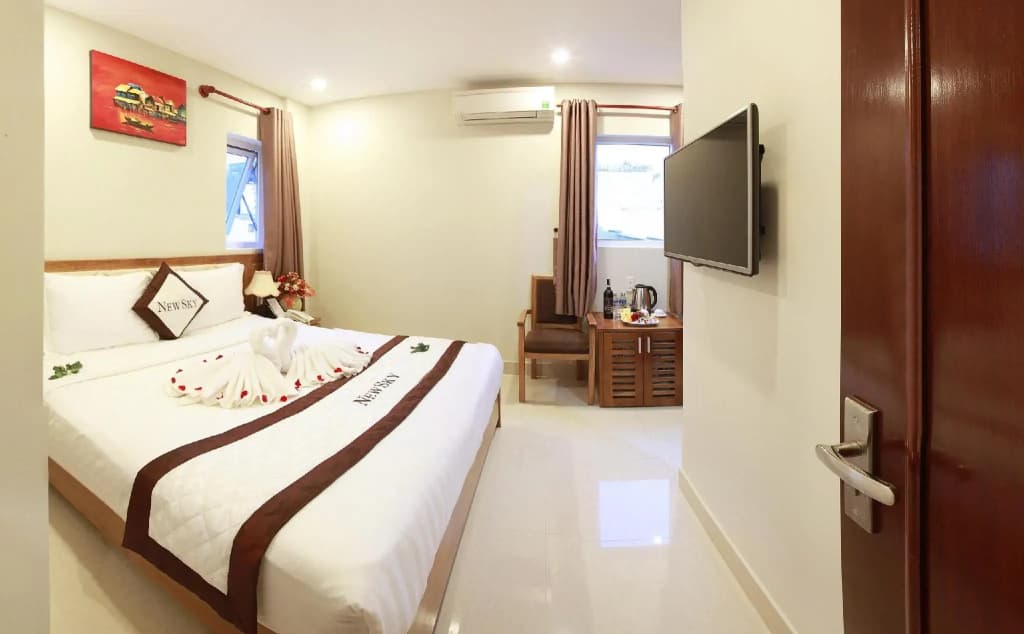 New Sky Hotel - photo 3