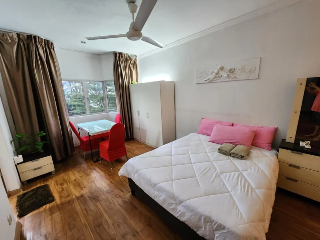 Own Private Jucuzzi POOL inside Sri Petaling Hse - photo 5