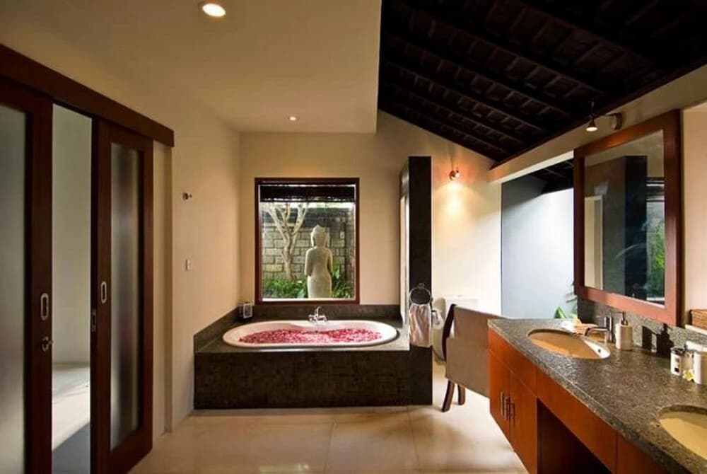 Villa Moyo - main photo