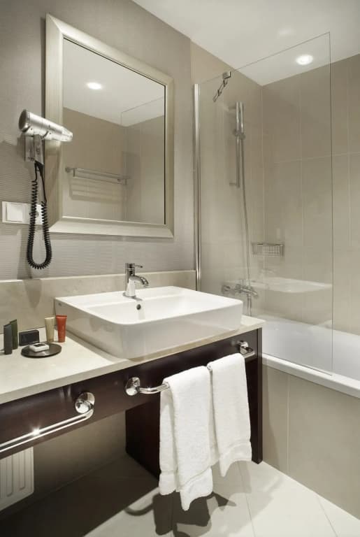 The Hotel Fitzgerald - photo 8
