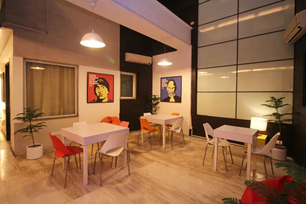 OYO Flagship 504 Greater Kailash - photo 17