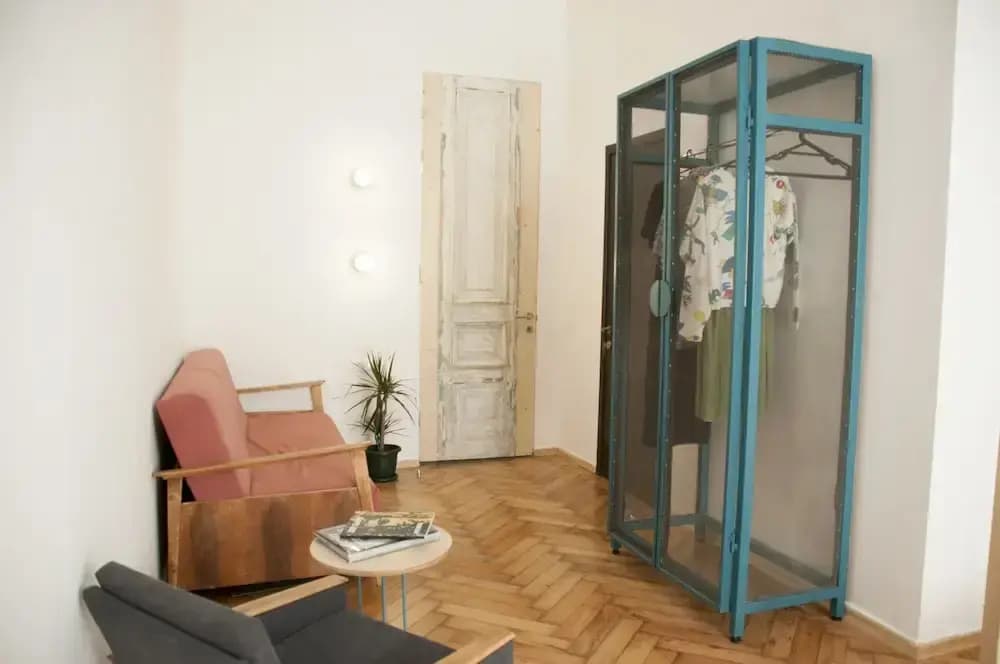 Aseana Hostel - photo 1