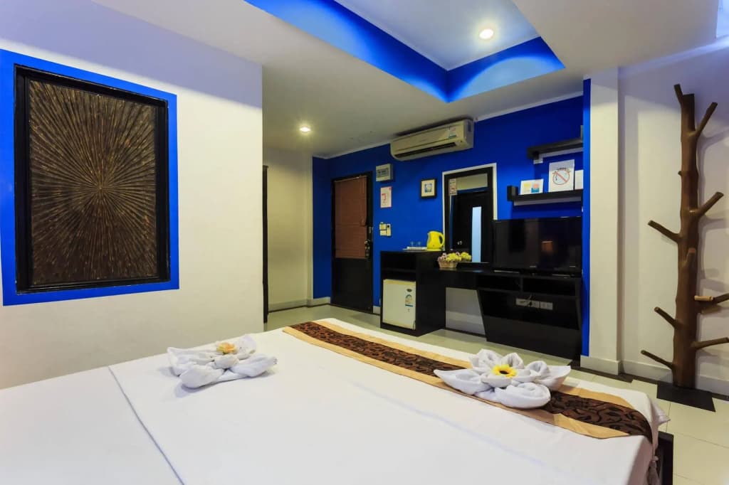 Long Beach Hotel Patong - photo 3