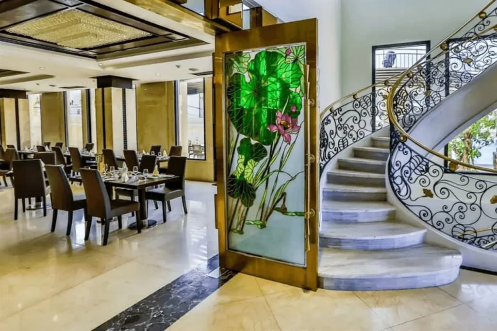 Holiday Beach Hotel Danang - photo 36