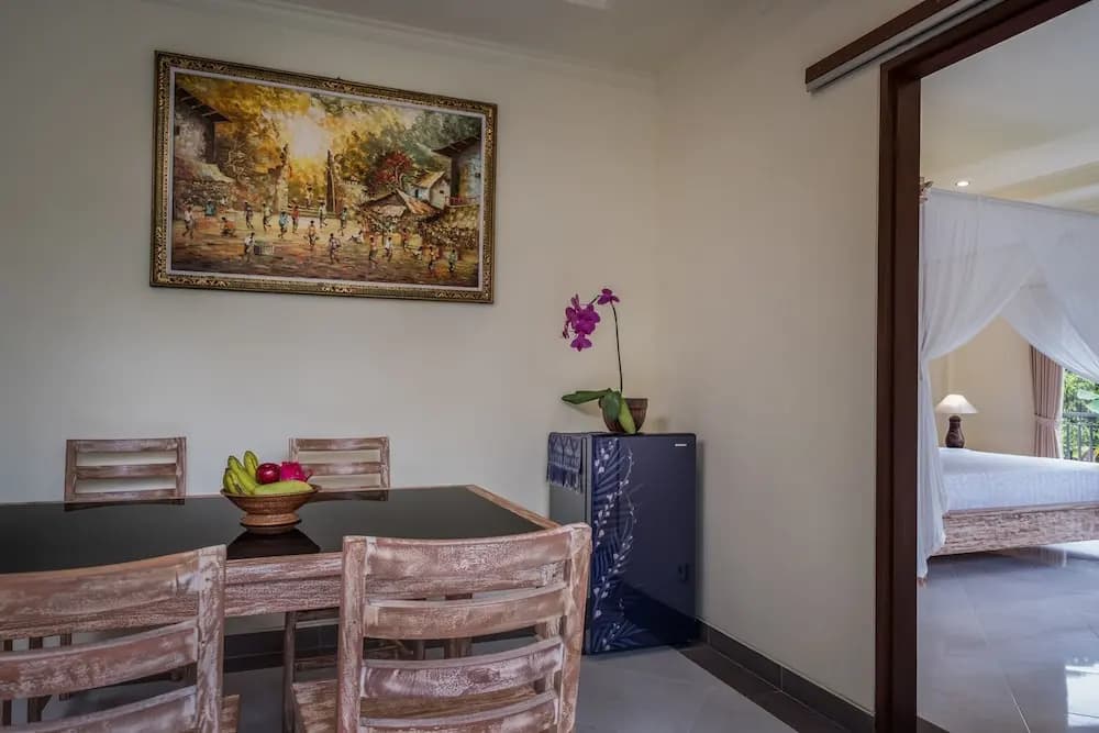 Puri Astina Villa - main photo