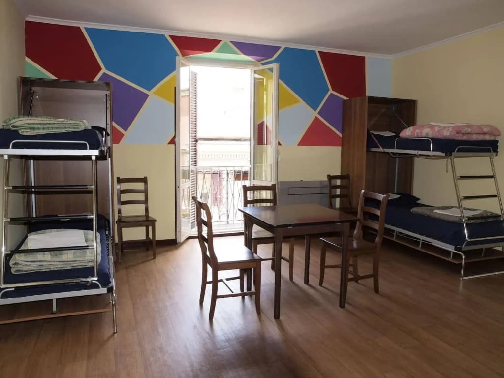 Alessandro Downtown Hostel - photo 4