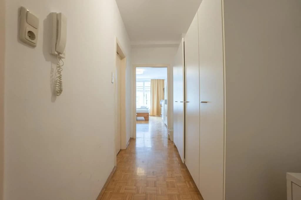 Central living - Stephansdom Apartments - photo 12
