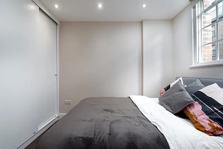 Meriden Court by CAPITAL - photo 5