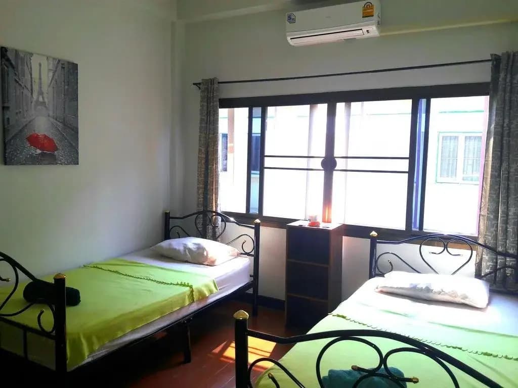 D & N hostel - photo 27