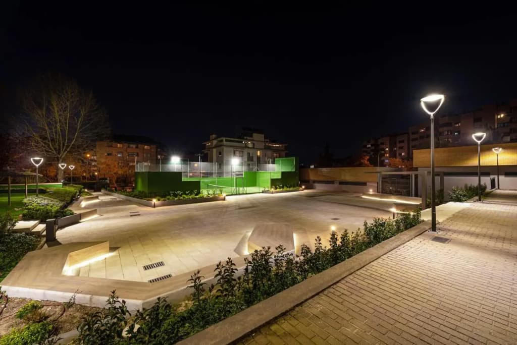 Premium Accomodation in La Rosaleda - Madrid - photo 12