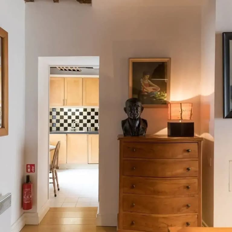 Marais Tradition 1bedroom in the Heart of Marais - photo 17