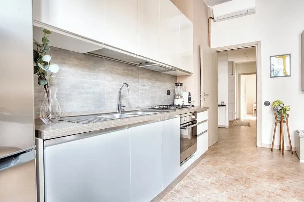 Chic flat in the centre - photo 5