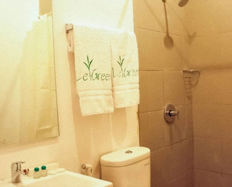 LeGreen Suite Kuningan - photo 8