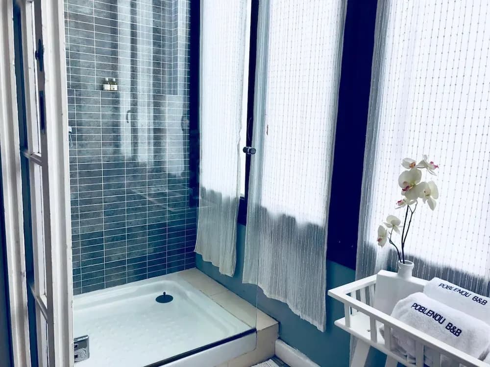 Hostal B&B Poblenou - photo 10
