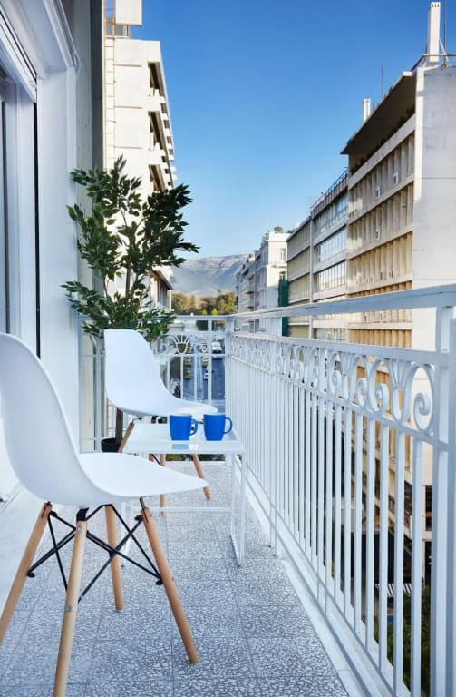 Chloe Boutique Apartments Metropolis - photo 13