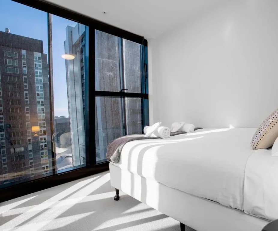 Urban Modern Apartments - photo 6