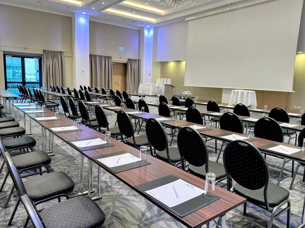 Park Inn by Radisson Berlin Alexanderplatz - photo 34
