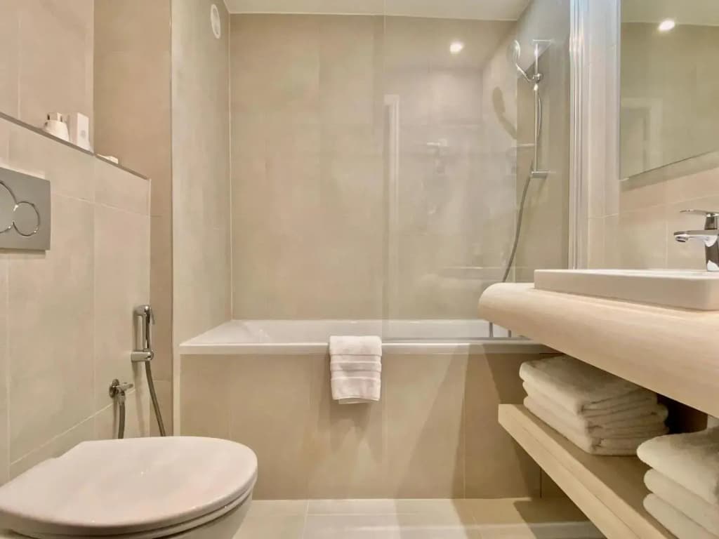 Hotel Central Saint Germain - photo 10