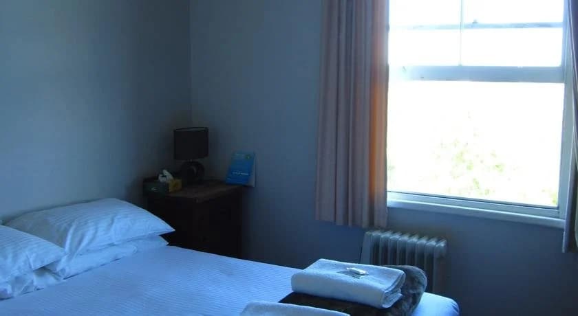 The Cecil Guesthouse - photo 32