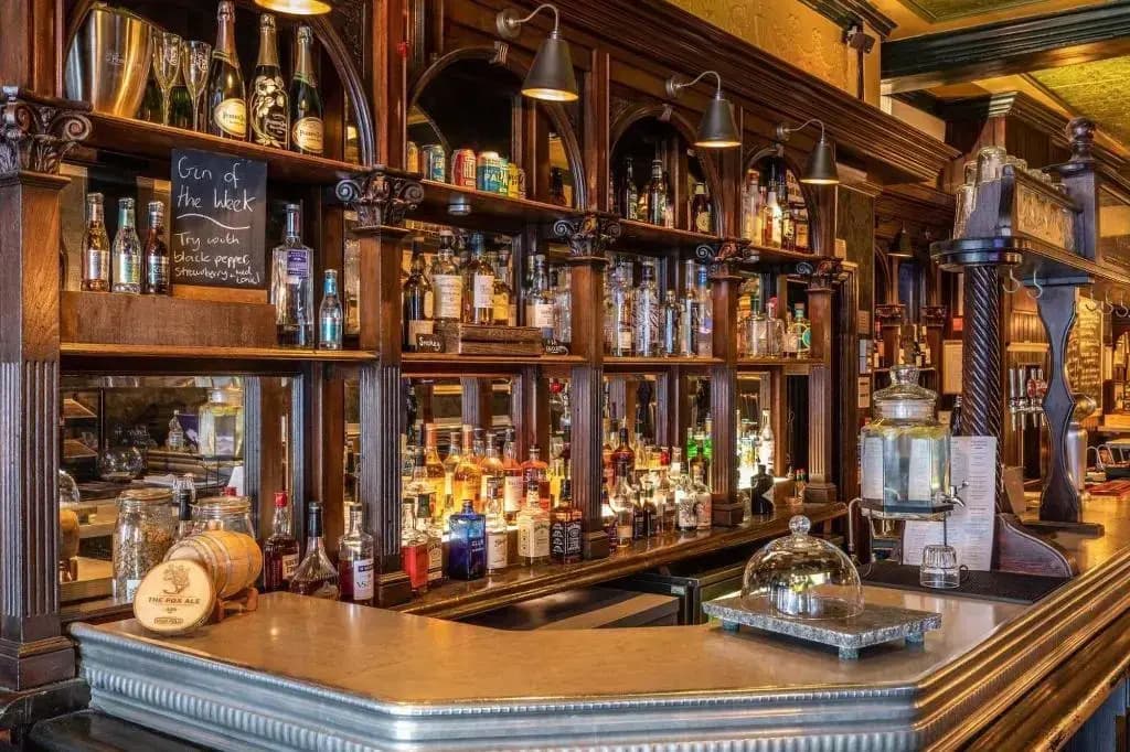 Fox and Anchor - photo 9
