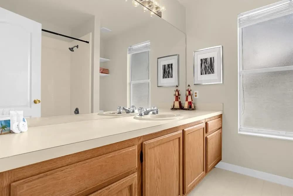 Spacious Home w Garden  BBQ and Games at Golf Club, Orlando - photo 8