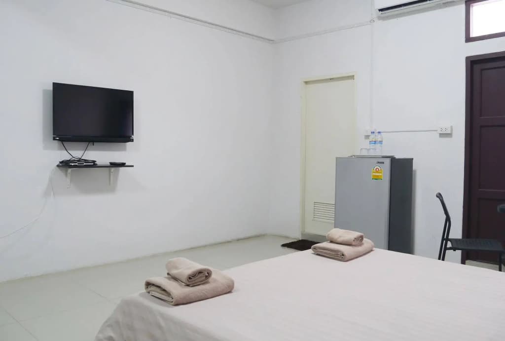 Baan Mai Guest House - photo 5