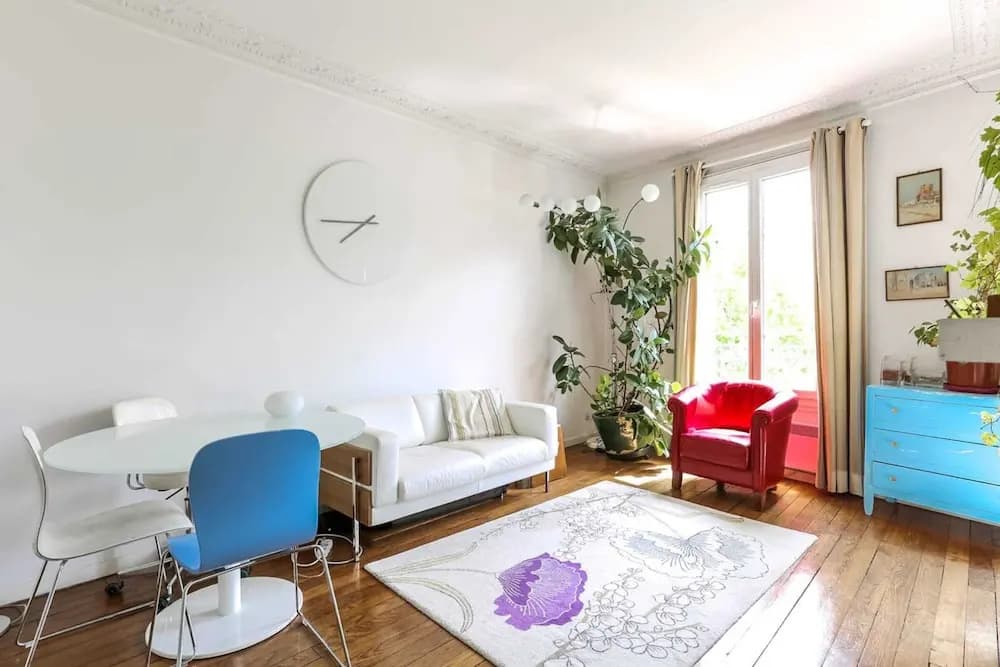 Spacious & Bright Apartment for 2 in Faidherbe/nation - photo 2