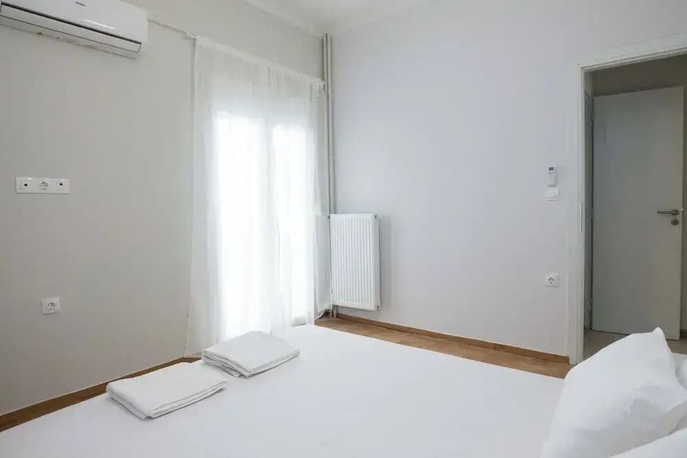 Panormou Modern Elegant 3 Bd Balcony Apt - photo 3