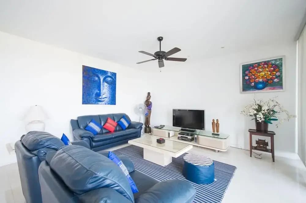 Beautiful 3-Bedroom Villa at Surin Beach - photo 6